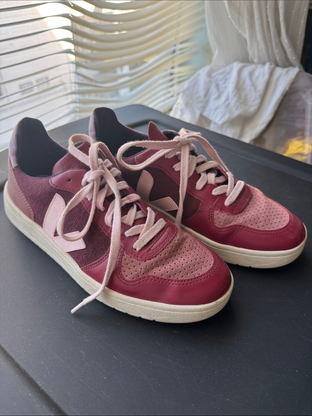 Veja Women's Burgundy and Light Pink Sneakers